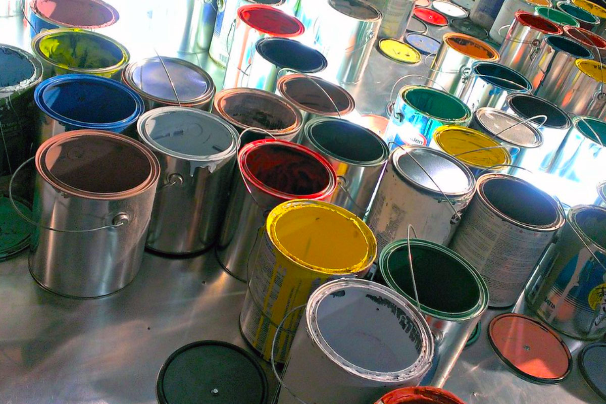 holmes paint cans 081224